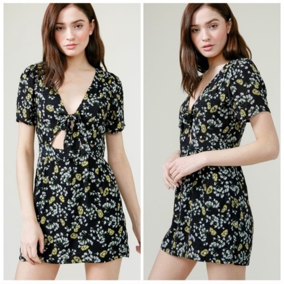 Free People Jinx Tie Romper Black Daisy 